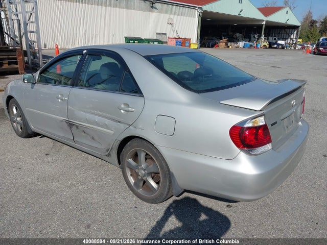 40088594 :رقم المزاد ، 4T1BA32K35U509470 vin ، 2005 Toyota Camry مزاد بيع