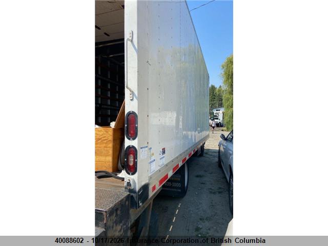 40088602 :رقم المزاد ، JALE5W16XH7302880 vin ، 2017 Isuzu Nrr مزاد بيع