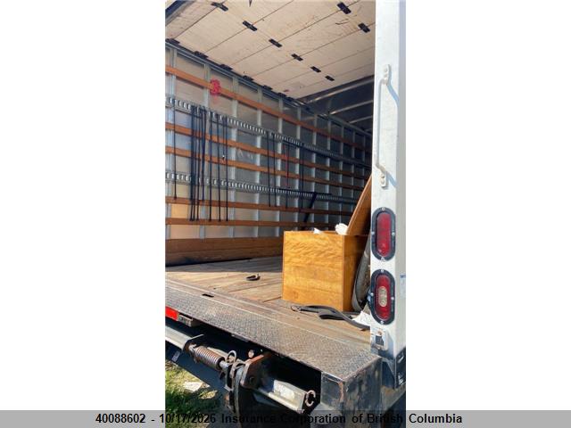 40088602 :رقم المزاد ، JALE5W16XH7302880 vin ، 2017 Isuzu Nrr مزاد بيع
