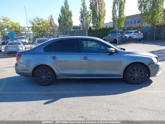 40088607 :رقم المزاد ، 3VW2B7AJ9HM263225 vin ، 2017 Volkswagen Jetta مزاد بيع