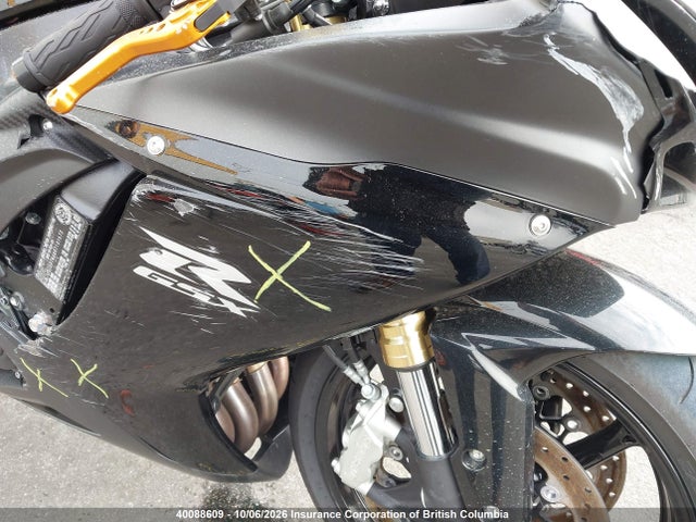 40088609 :رقم المزاد ، JS1GR7MA8R7101673 vin ، 2024 Suzuki Gsx-r750 مزاد بيع