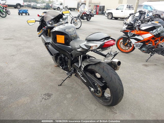 40088609 :رقم المزاد ، JS1GR7MA8R7101673 vin ، 2024 Suzuki Gsx-r750 مزاد بيع