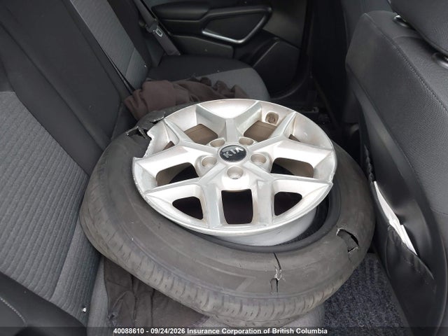 KNDJ33AU8M7147565 KIA Soul