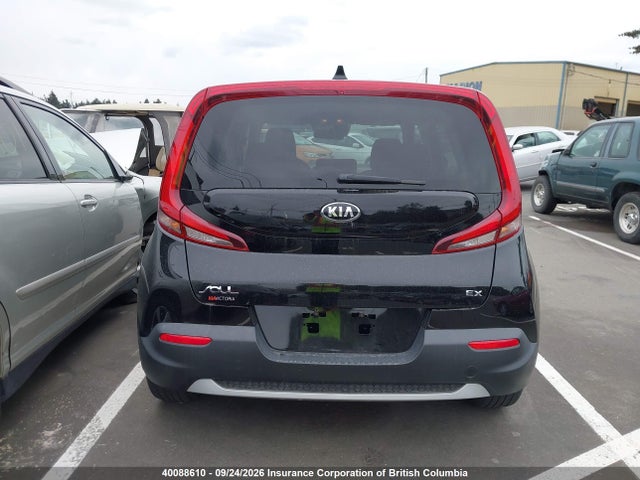 KNDJ33AU8M7147565 KIA Soul