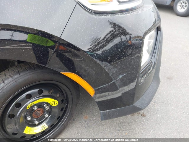 KNDJ33AU8M7147565 KIA Soul