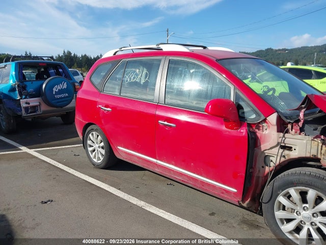 40088622 :رقم المزاد ، KNAHH8A84B7343884 vin ، 2011 Kia Rondo مزاد بيع