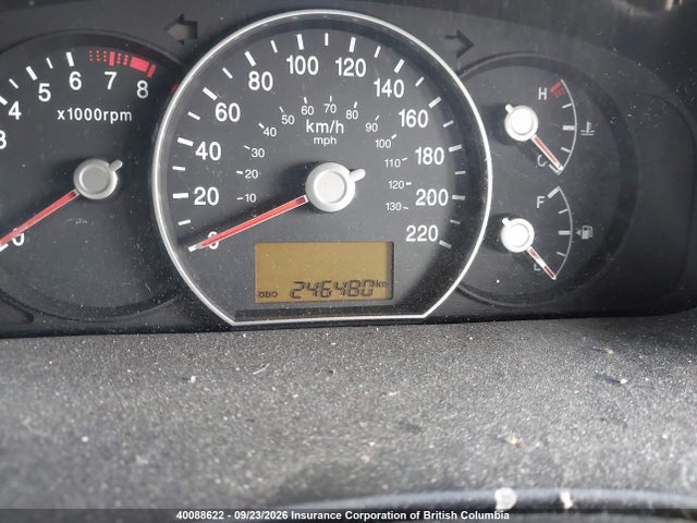40088622 :رقم المزاد ، KNAHH8A84B7343884 vin ، 2011 Kia Rondo مزاد بيع
