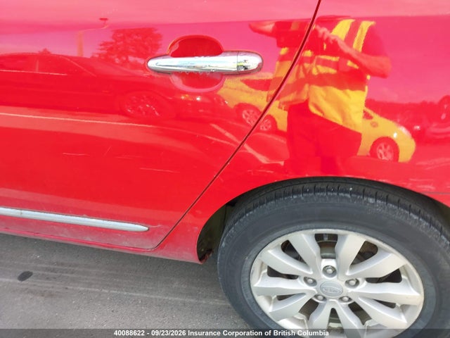 40088622 :رقم المزاد ، KNAHH8A84B7343884 vin ، 2011 Kia Rondo مزاد بيع