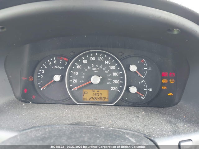 40088622 :رقم المزاد ، KNAHH8A84B7343884 vin ، 2011 Kia Rondo مزاد بيع
