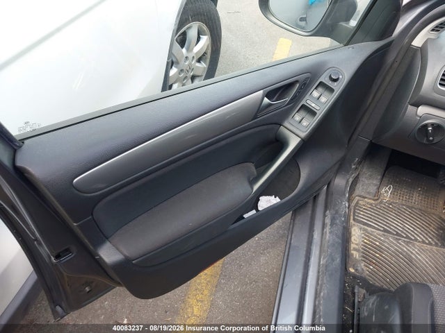 40083237 :رقم المزاد ، WVWDA7AJ1AW223080 vin ، 2010 Volkswagen Golf مزاد بيع