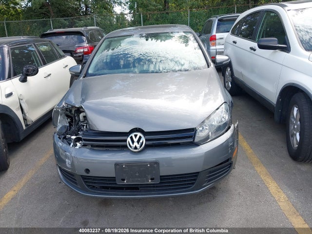 40083237 :رقم المزاد ، WVWDA7AJ1AW223080 vin ، 2010 Volkswagen Golf مزاد بيع