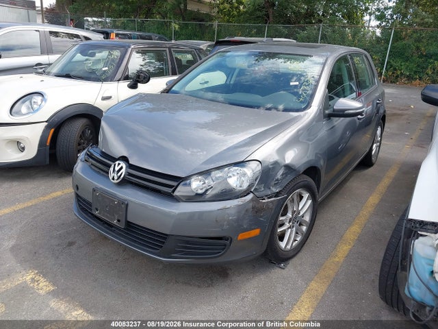 40083237 :رقم المزاد ، WVWDA7AJ1AW223080 vin ، 2010 Volkswagen Golf مزاد بيع