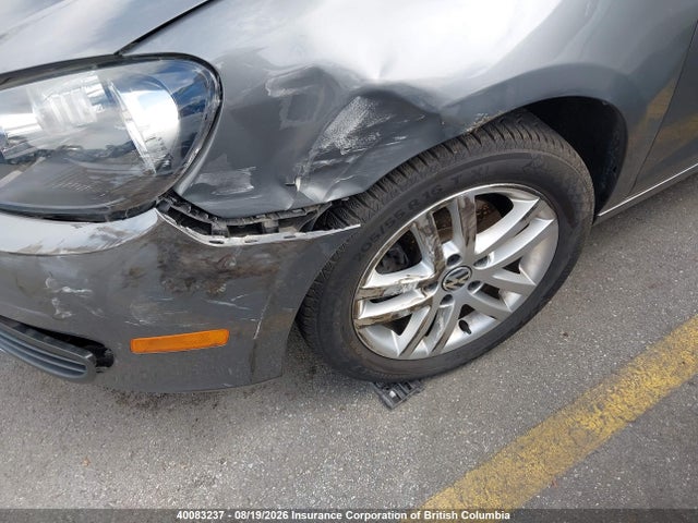 40083237 :رقم المزاد ، WVWDA7AJ1AW223080 vin ، 2010 Volkswagen Golf مزاد بيع