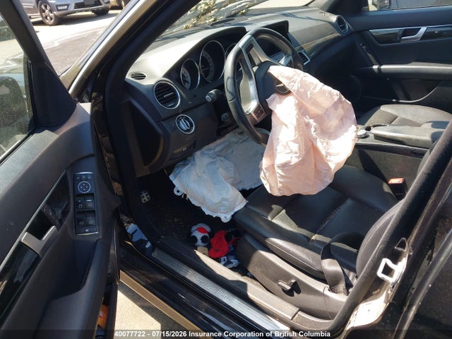 Продажа на аукционе авто 2013 Mercedes-benz C 300 4matic, vin: WDDGF8AB6DA795721, номер лота: 40077722