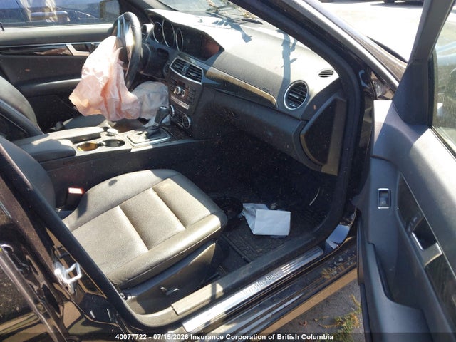Продажа на аукционе авто 2013 Mercedes-benz C 300 4matic, vin: WDDGF8AB6DA795721, номер лота: 40077722