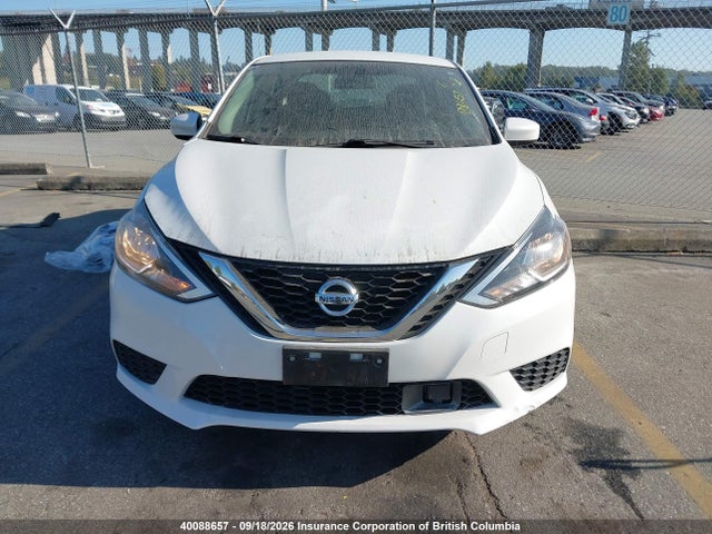 40088657 :رقم المزاد ، 3N1AB7AP0JY252795 vin ، 2018 Nissan Sentra S/sv/sr/sl مزاد بيع