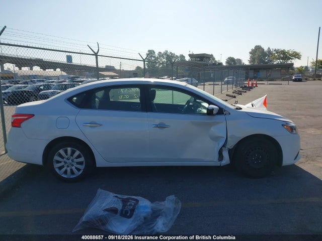 40088657 :رقم المزاد ، 3N1AB7AP0JY252795 vin ، 2018 Nissan Sentra S/sv/sr/sl مزاد بيع