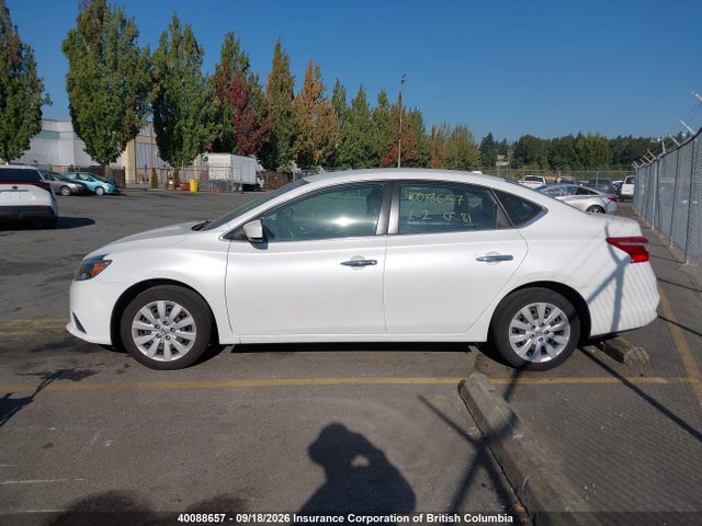 40088657 :رقم المزاد ، 3N1AB7AP0JY252795 vin ، 2018 Nissan Sentra S/sv/sr/sl مزاد بيع