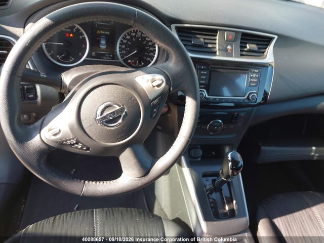 40088657 :رقم المزاد ، 3N1AB7AP0JY252795 vin ، 2018 Nissan Sentra S/sv/sr/sl مزاد بيع
