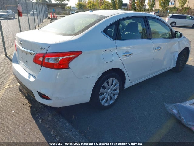 40088657 :رقم المزاد ، 3N1AB7AP0JY252795 vin ، 2018 Nissan Sentra S/sv/sr/sl مزاد بيع