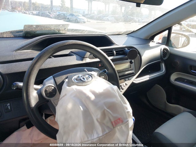 Toyota Prius 2014 JTDKDTB30E1072131 Image 22
