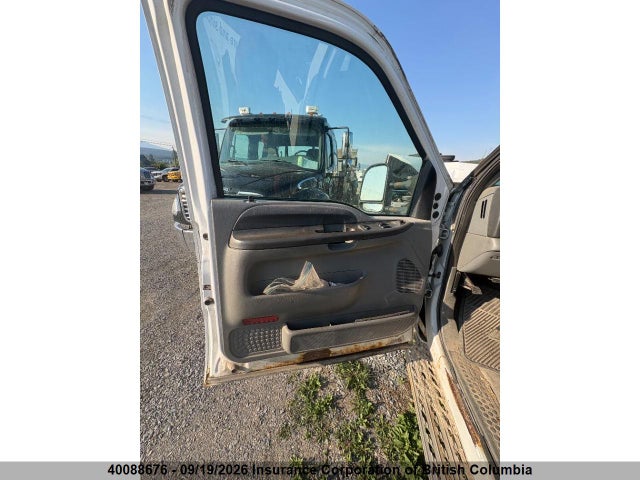 40088676 :رقم المزاد ، 1FTSF31LX4ED42033 vin ، 2004 Ford F350 مزاد بيع