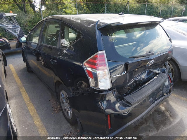 Toyota PRIUS V 2017 JTDZN3EU6HJ069562 Image 3