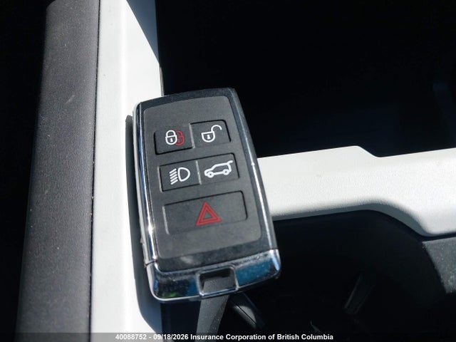 Aukcja sprzedaży 2025 Land Rover Defender 110 S, vin: SALEJ7EX9S2366881, numer aukcji: 40088752