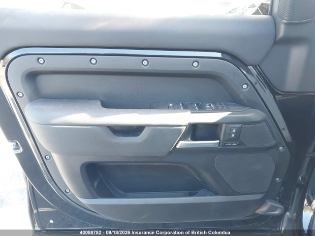 Aukcja sprzedaży 2025 Land Rover Defender 110 S, vin: SALEJ7EX9S2366881, numer aukcji: 40088752