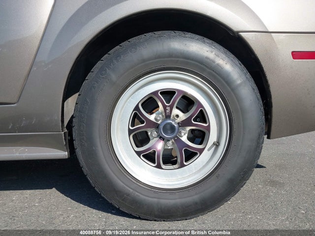 40088756 :رقم المزاد ، 1FAFP45X42F231802 vin ، 2002 Ford Mustang Gt مزاد بيع