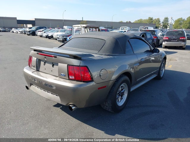 40088756 :رقم المزاد ، 1FAFP45X42F231802 vin ، 2002 Ford Mustang Gt مزاد بيع