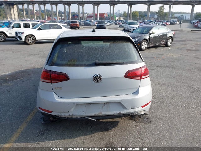 3VW447AUXJM269120 Volkswagen GTI