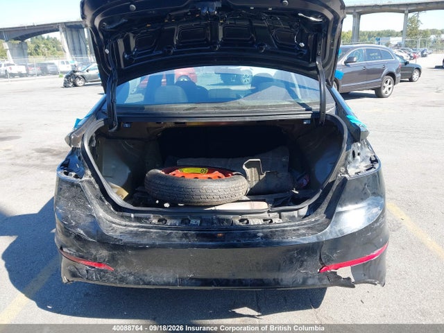 40088764 :رقم المزاد ، KMHD84LF3JU582537 vin ، 2018 Hyundai Elantra Sel/value/limited مزاد بيع