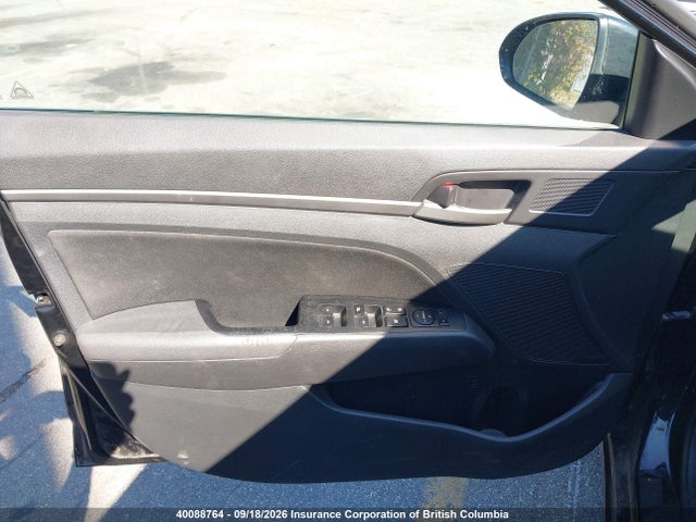 40088764 :رقم المزاد ، KMHD84LF3JU582537 vin ، 2018 Hyundai Elantra Sel/value/limited مزاد بيع