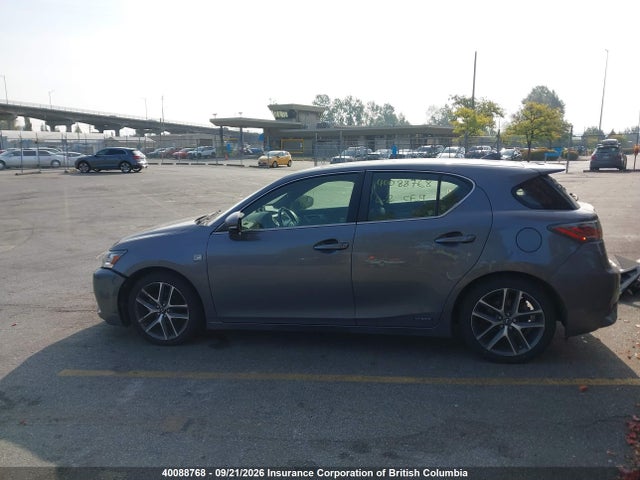 Lexus CT 200 2014 JTHKD5BH6E2179121 Image 15