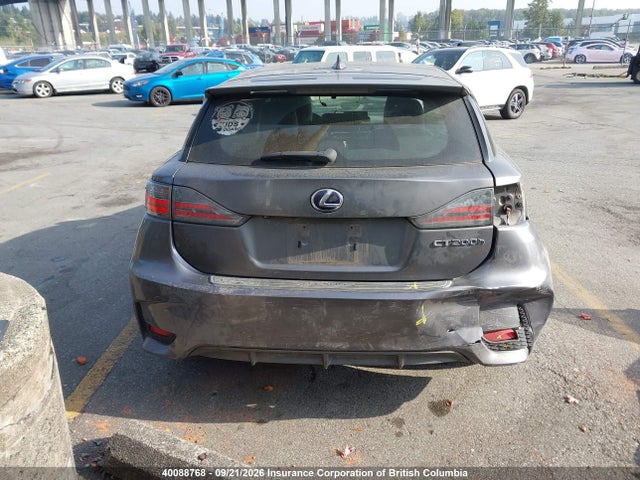 Lexus CT 200 2014 JTHKD5BH6E2179121 Image 17