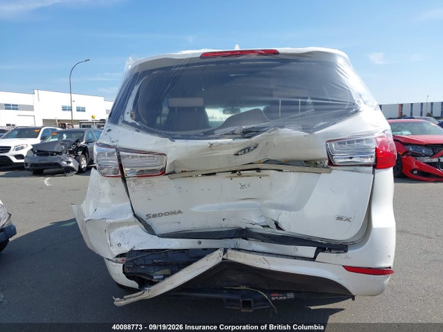 KNDMC5C12J6353252 KIA Sedona Ex/sx