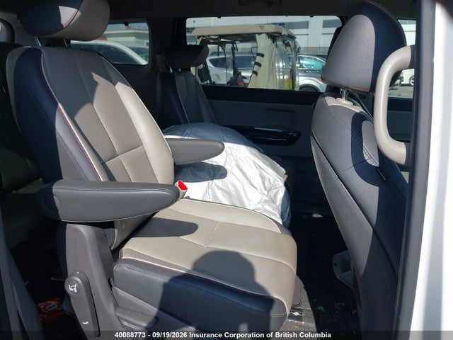 KNDMC5C12J6353252 KIA Sedona Ex/sx