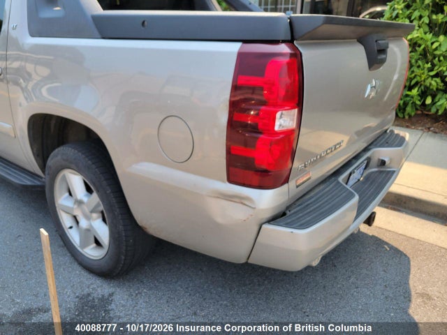 40088777 :رقم المزاد ، 3GNFK12337G241842 vin ، 2007 Chevrolet Avalanche 1500 Lt مزاد بيع