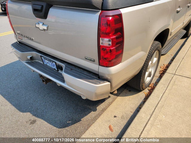 40088777 :رقم المزاد ، 3GNFK12337G241842 vin ، 2007 Chevrolet Avalanche 1500 Lt مزاد بيع