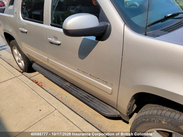 40088777 :رقم المزاد ، 3GNFK12337G241842 vin ، 2007 Chevrolet Avalanche 1500 Lt مزاد بيع