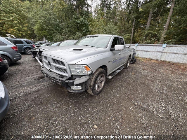 40088791 :رقم المزاد ، 1D7RV1GT9BS681805 vin ، 2011 Dodge Ram 1500 مزاد بيع