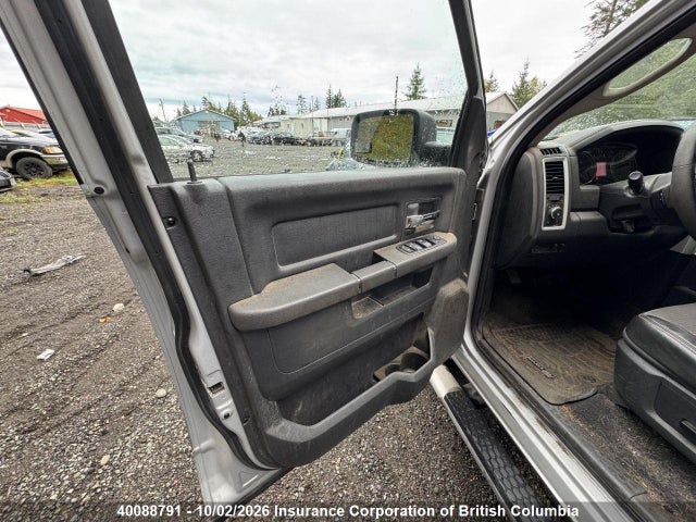 40088791 :رقم المزاد ، 1D7RV1GT9BS681805 vin ، 2011 Dodge Ram 1500 مزاد بيع