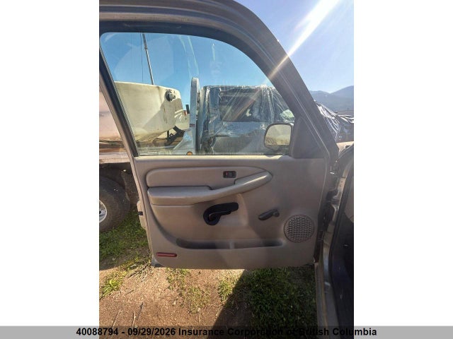 Продажа на аукционе авто 2001 Gmc New Sierra K1500, vin: 1GTEK19VX1Z126738, номер лота: 40088794