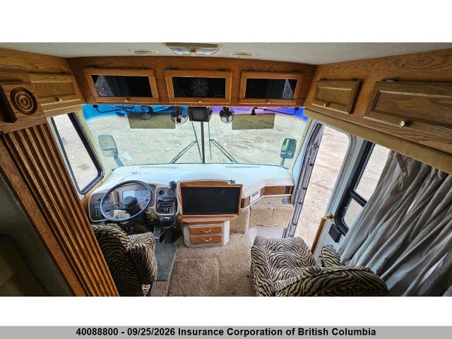 Auction sale of the 1997 Freightliner Chassis X Line Motor Home, vin: 4UZ6XFBC4VC899026, lot number: 40088800