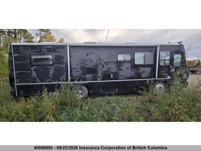 Auction sale of the 1997 Freightliner Chassis X Line Motor Home, vin: 4UZ6XFBC4VC899026, lot number: 40088800