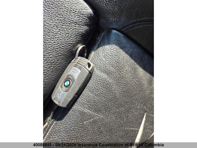 2011 Bmw 328i მანქანა იყიდება აუქციონზე, vin: WBADW3C58BE439474, აუქციონის ნომერი: 40088845