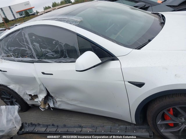 Продажа на аукционе авто 2021 Tesla Model Y Performance, vin: 5YJYGDEF2MF202221, номер лота: 40084037