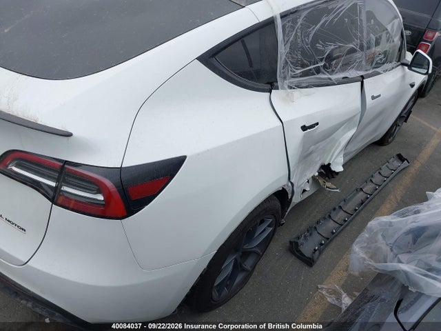 Продажа на аукционе авто 2021 Tesla Model Y Performance, vin: 5YJYGDEF2MF202221, номер лота: 40084037