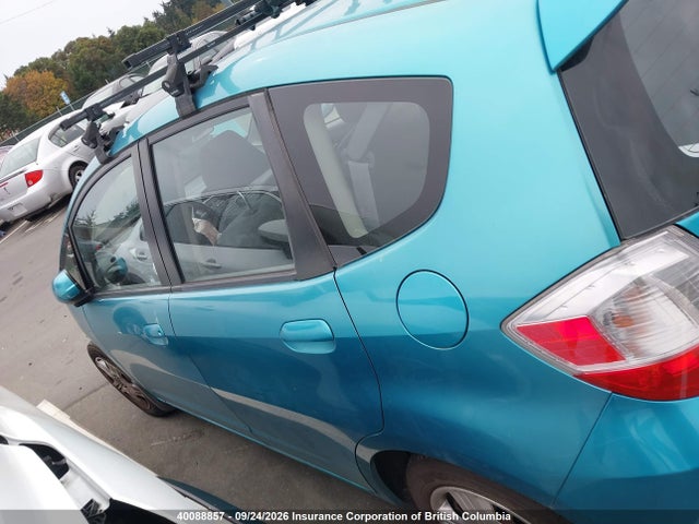 Продажа на аукционе авто 2013 Honda Fit, vin: LUCGE8H52D3006087, номер лота: 40088857